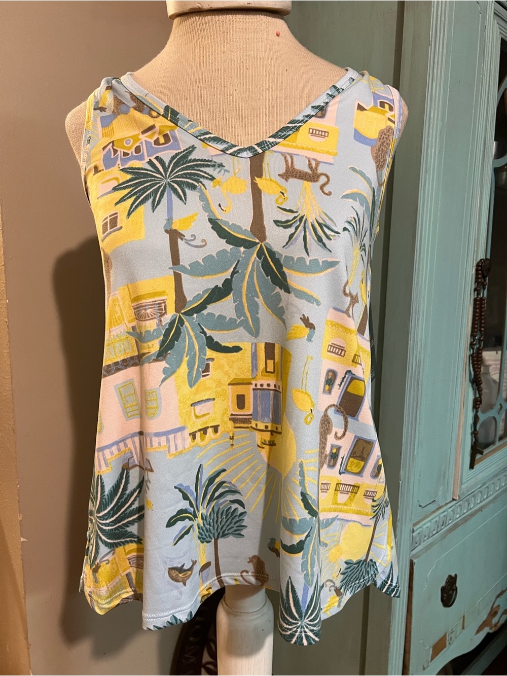Cuddl Duds NWT Women's Sleeveless Super Soft Tank PJ Lounge Shirt Palm Small S